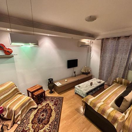 Nirvana Apartment Atene Esterno foto